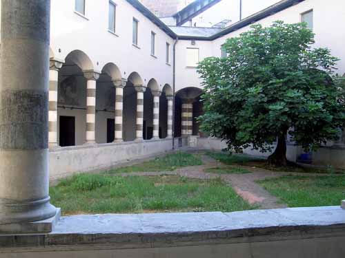 Chiesa di Sant'Agostino, il chiostro